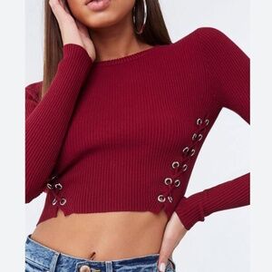 ❤️ Forever 21 Red Cropped Sweater w/ Silver Eyelet Side Ties | Women’s S |